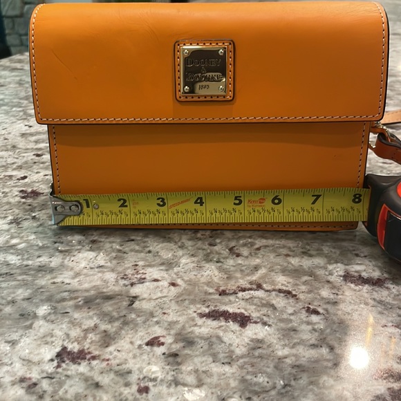 Authentic Dooney & Bourke Handbag - Picture 3 of 12